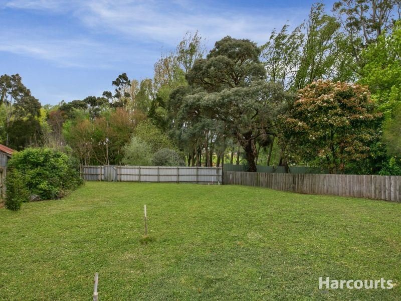 Photo - 2/9 Princes Highway, Warragul VIC 3820 - Image 2