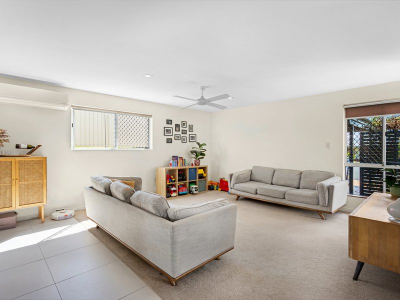 Photo - 29 Rainbow Drive, Mudgeeraba QLD 4213 - Image 11