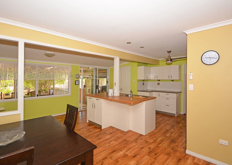 Photo - 29 Raintree Ave , Burrum Heads QLD 4659 - Image