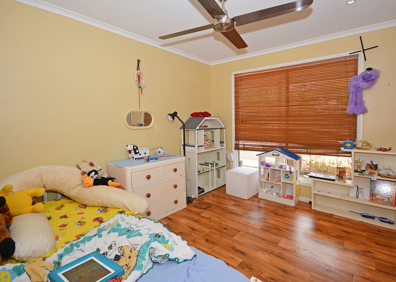 Photo - 29 Raintree Ave , Burrum Heads QLD 4659 - Image 13