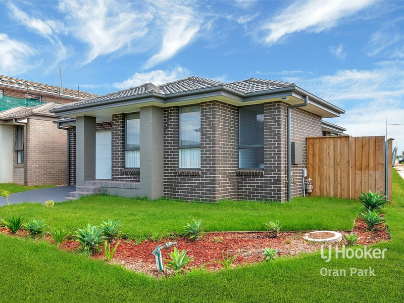 Photo - 29 Rawlings Street, Oran Park NSW 2570 - Image 2