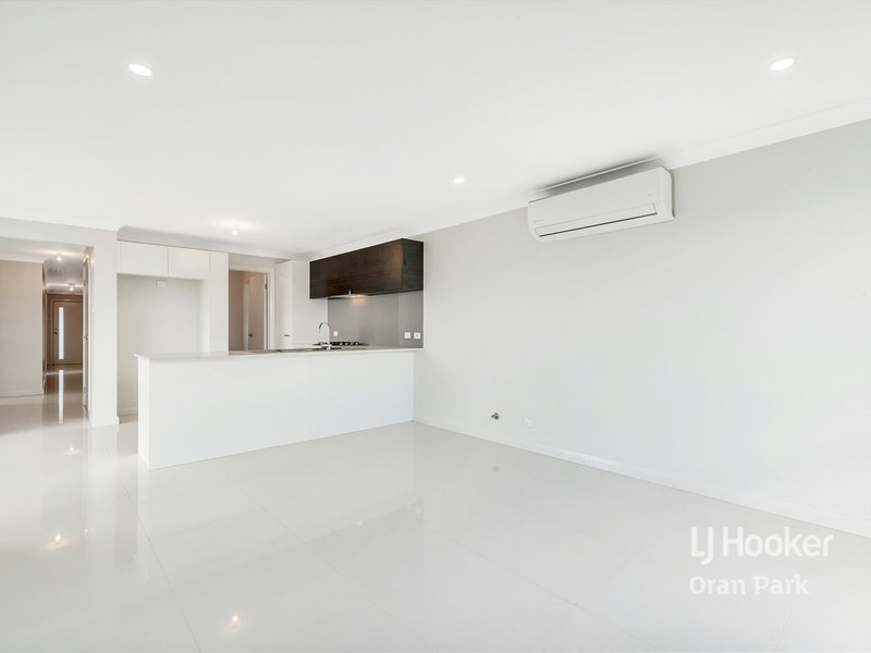 Photo - 29 Rawlings Street, Oran Park NSW 2570 - Image 4