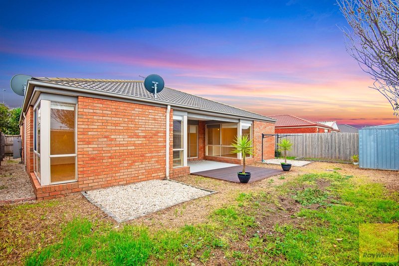 Photo - 29 Rebecca Promenade, Tarneit VIC 3029 - Image 13