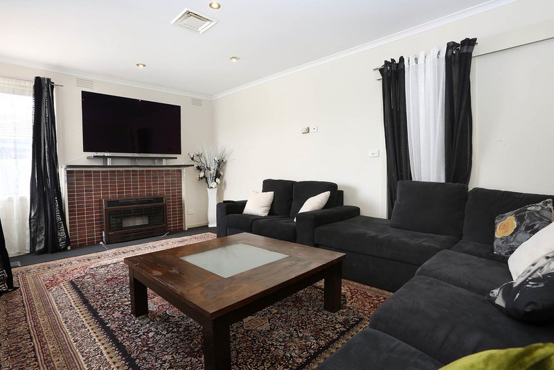 Photo - 29 Regal Avenue, Thomastown VIC 3074 - Image 4