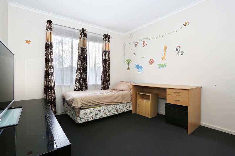 Photo - 29 Regal Avenue, Thomastown VIC 3074 - Image 7