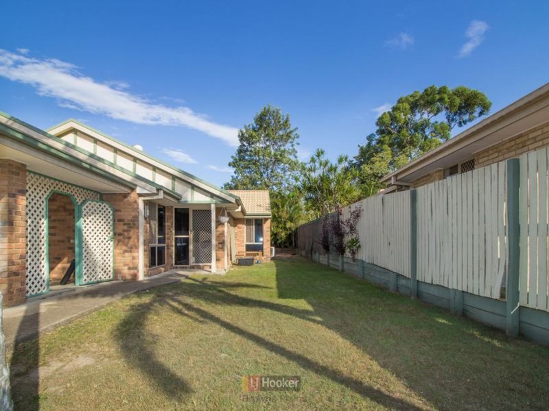 Photo - 29 Regency Drive, Regents Park QLD 4118 - Image 12