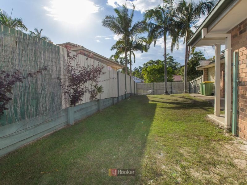 Photo - 29 Regency Drive, Regents Park QLD 4118 - Image 13