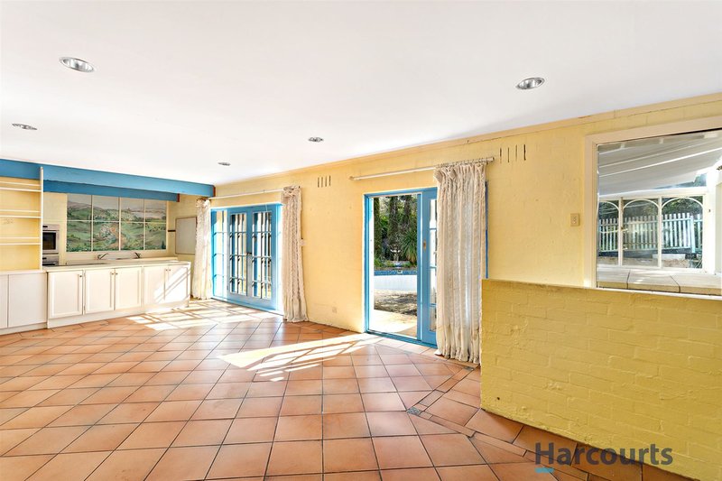 Photo - 29 Regent Street, Mount Waverley VIC 3149 - Image 4