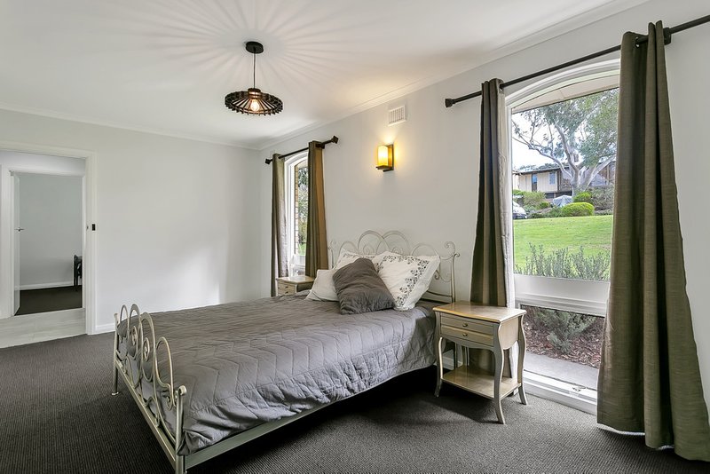 Photo - 29 Ridgway Drive, Flagstaff Hill SA 5159 - Image 14