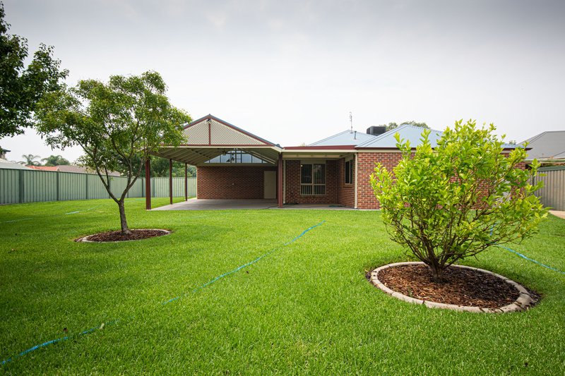 Photo - 29 Robbins Drive, East Albury NSW 2640 - Image 11