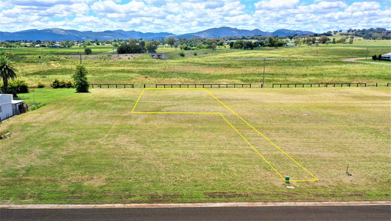 29 Robey Avenue, Quirindi NSW 2343