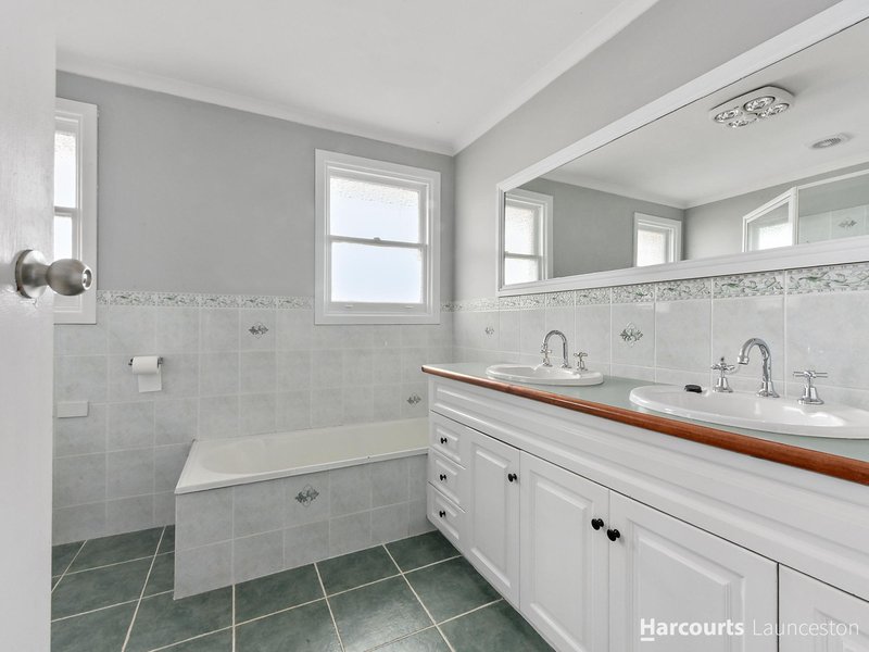 Photo - 29 Ronneby Road, Newnham TAS 7248 - Image 16