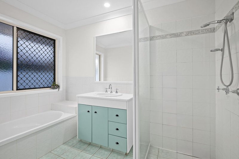 Photo - 29 Rosemont Court, Underwood QLD 4119 - Image 2