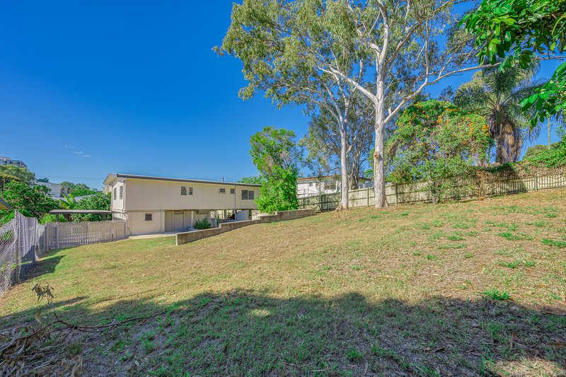 Photo - 29 Rossella Street, West Gladstone QLD 4680 - Image 17