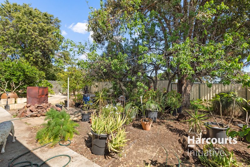 Photo - 29 Roxwell Way, Girrawheen WA 6064 - Image 20