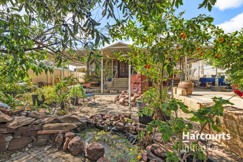 Photo - 29 Roxwell Way, Girrawheen WA 6064 - Image 21