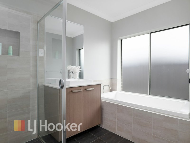 Photo - 29 Royal Avenue, Medowie NSW 2318 - Image 12