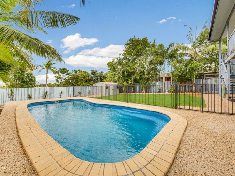 Photo - 29 Salgado Street, Boyne Island QLD 4680 - Image 2