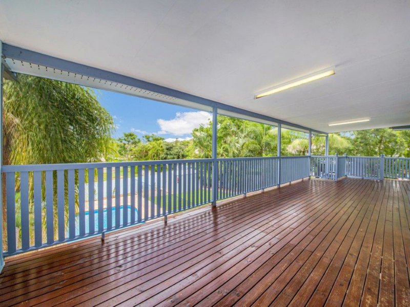 Photo - 29 Salgado Street, Boyne Island QLD 4680 - Image 3