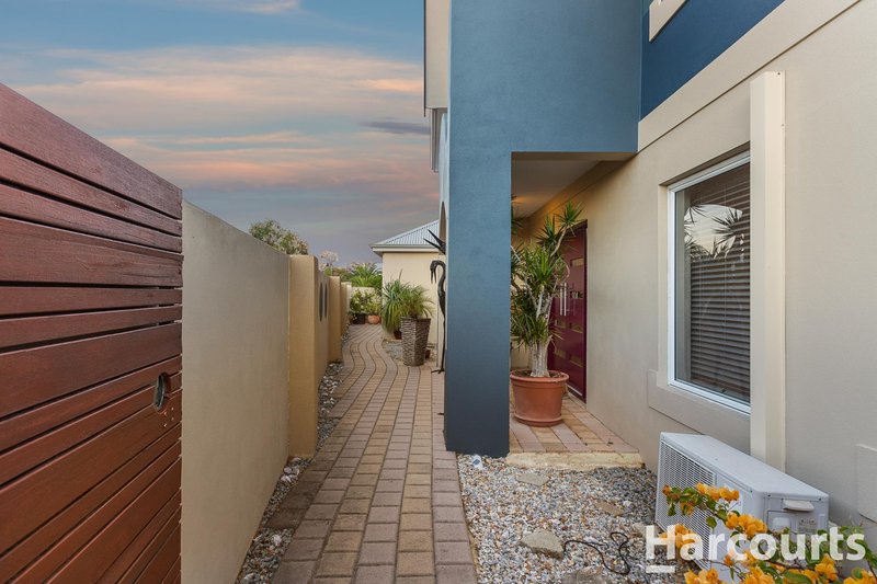 Photo - 29 Santa Clara Crescent, Clarkson WA 6030 - Image 3