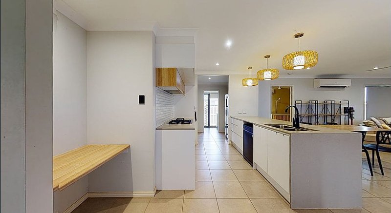 Photo - 29 Savannah Chase, Burdell QLD 4818 - Image 3