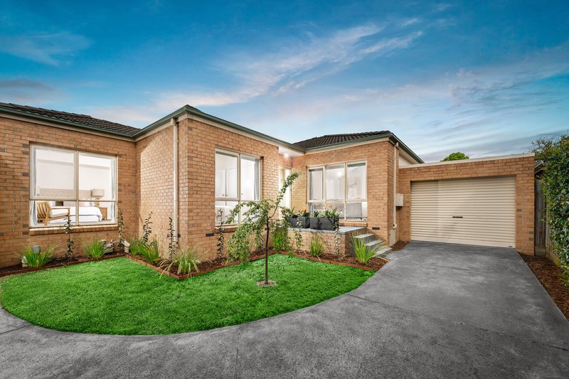 2/9 Scotsburn Avenue, Oakleigh South VIC 3167