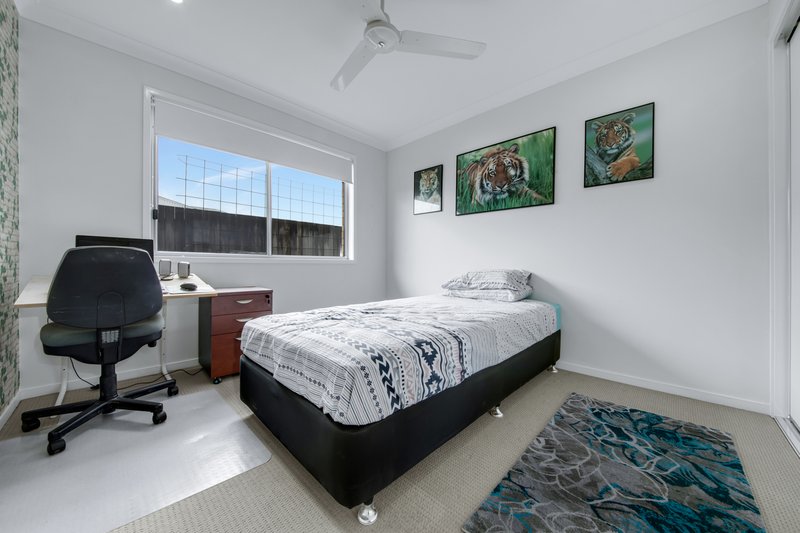 Photo - 29 Seagull Boulevard, Kirkwood QLD 4680 - Image 7