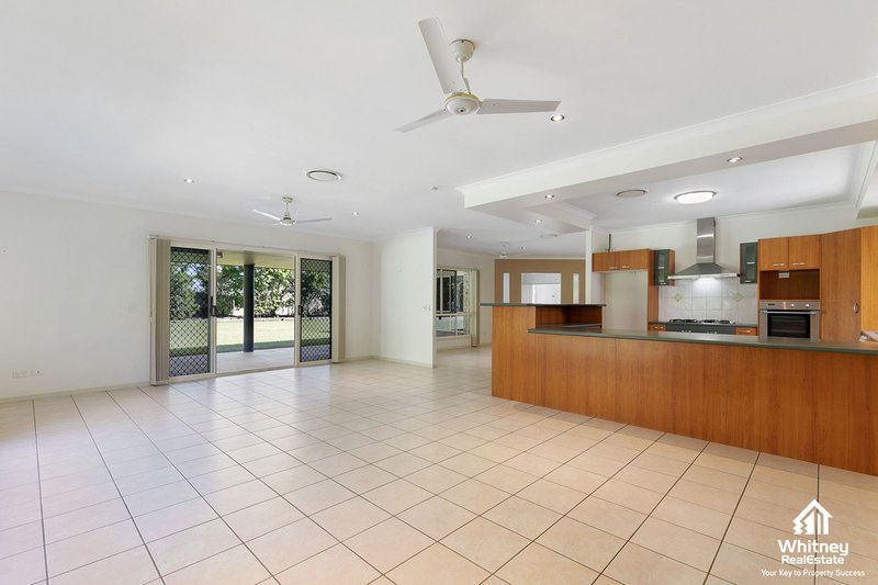 Photo - 29 Seahorse Circuit, Dundowran Beach QLD 4655 - Image 7