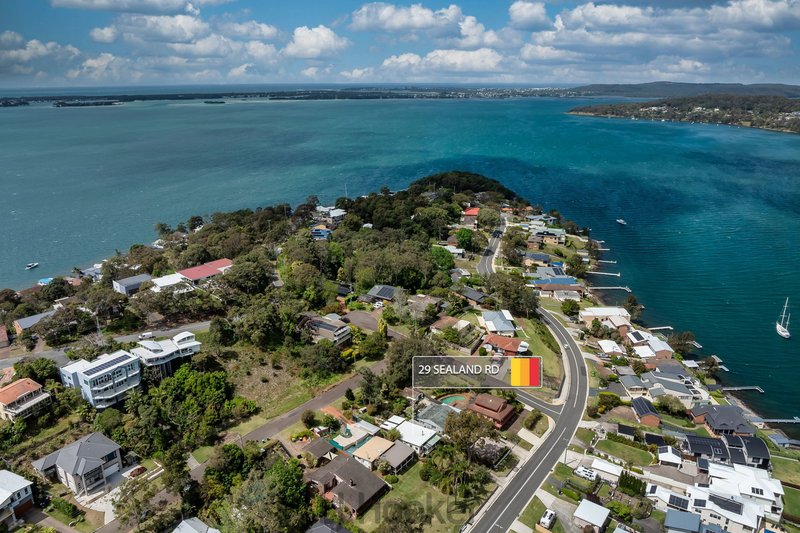 Photo - 29 Sealand Road, Fishing Point NSW 2283 - Image 23