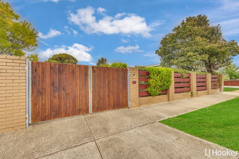 Photo - 29 Second Avenue, Melton South VIC 3338 - Image 2