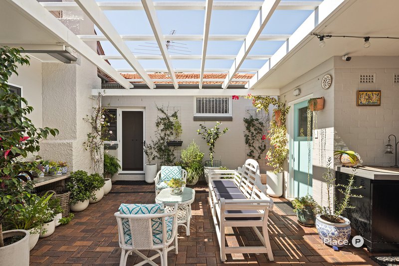 Photo - 29 Sefton Avenue, Clayfield QLD 4011 - Image 4