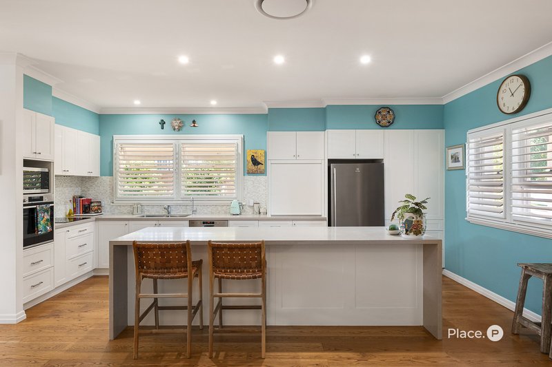 Photo - 29 Sefton Avenue, Clayfield QLD 4011 - Image 6