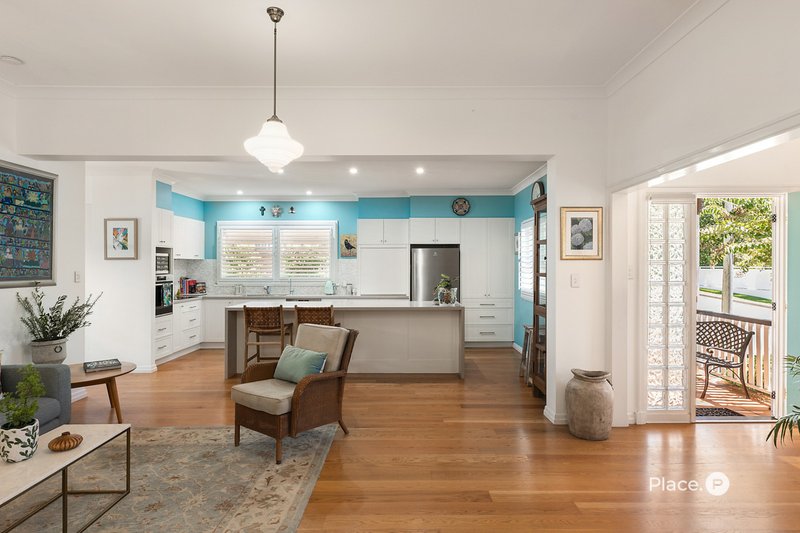 Photo - 29 Sefton Avenue, Clayfield QLD 4011 - Image 8