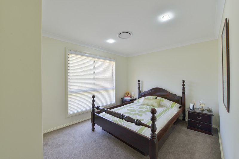 Photo - 29 Sequoia Drive, Tamworth NSW 2340 - Image 12