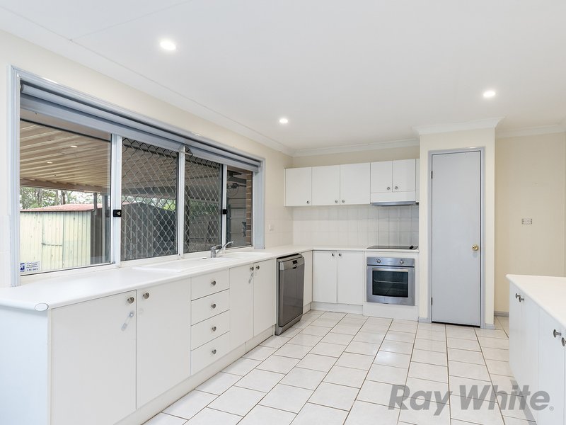 Photo - 29 Sheffield Place, Kuraby QLD 4112 - Image 6