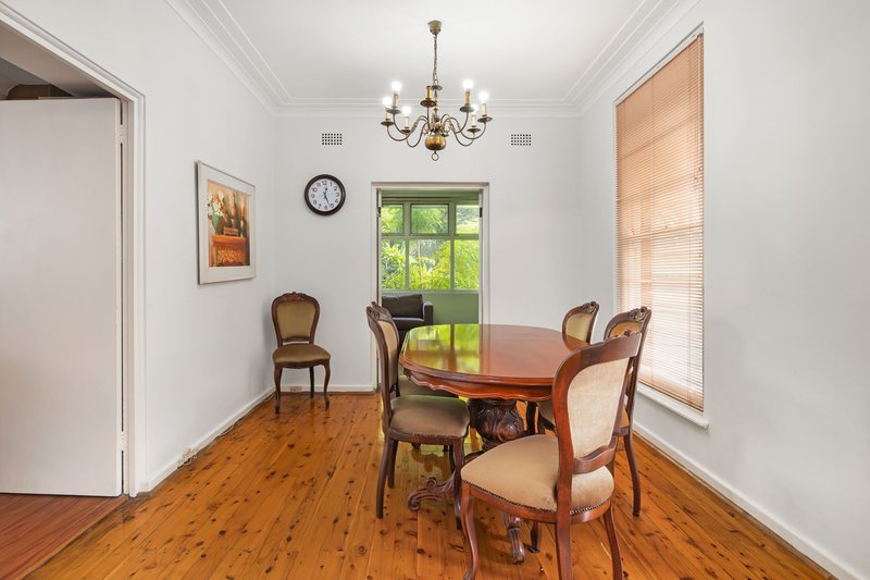 Photo - 29 Shortland Avenue, Strathfield NSW 2135 - Image 10