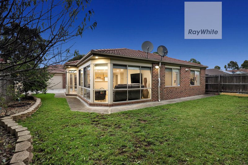 Photo - 29 Shortridge Circuit, Roxburgh Park VIC 3064 - Image 22