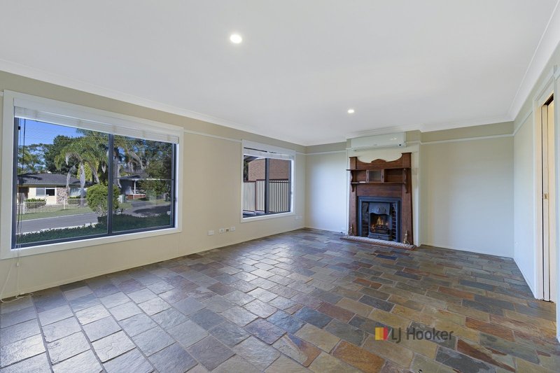 Photo - 29 Shropshire Avenue, Gorokan NSW 2263 - Image 3