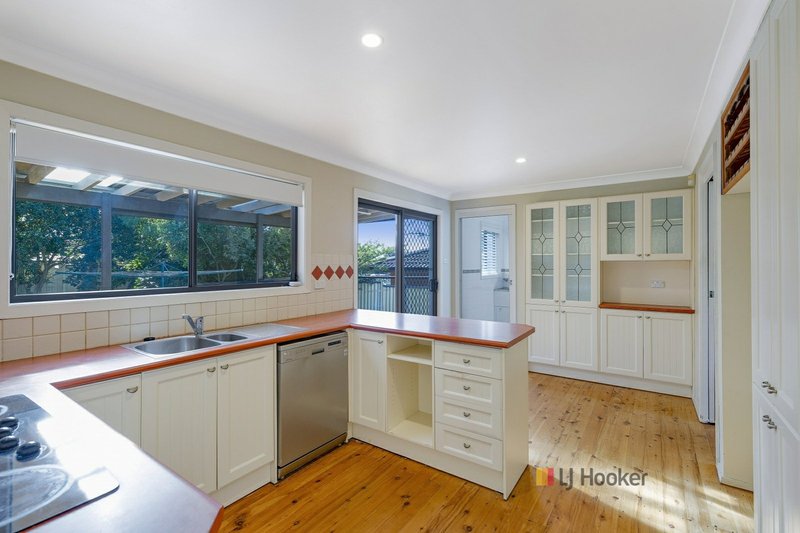 Photo - 29 Shropshire Avenue, Gorokan NSW 2263 - Image 5