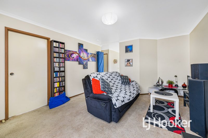 Photo - 29 Simon Drive, Pakenham VIC 3810 - Image 2