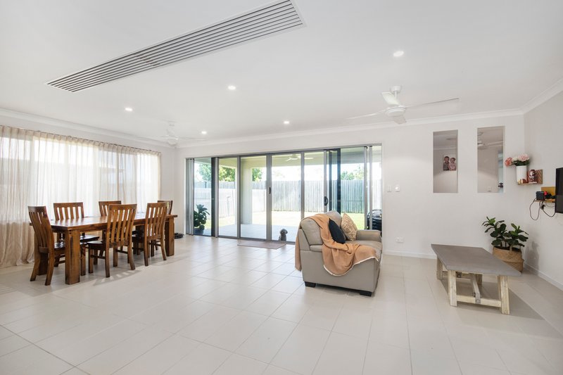 Photo - 29 Solana Circuit, Burdell QLD 4818 - Image 2