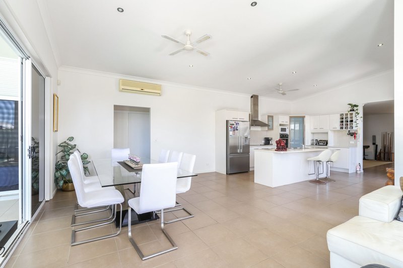 Photo - 29 Sovereign Circuit, Pelican Waters QLD 4551 - Image 6