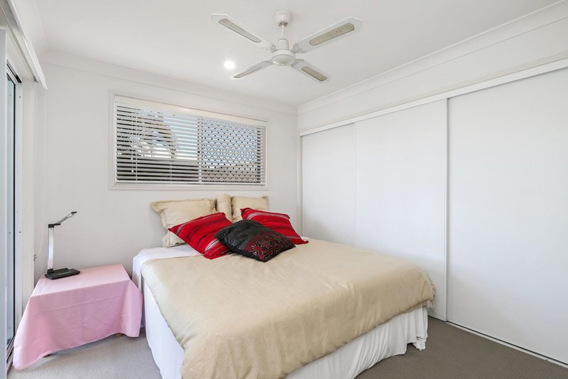 Photo - 29 Sovereign Circuit, Pelican Waters QLD 4551 - Image 14