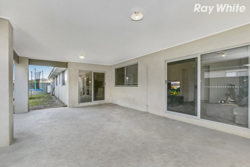 Photo - 29 Stable Street, Pakenham VIC 3810 - Image 10