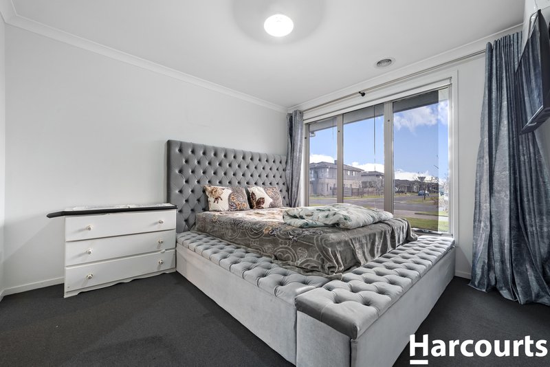 Photo - 29 Stanmore Crescent, Wyndham Vale VIC 3024 - Image 7