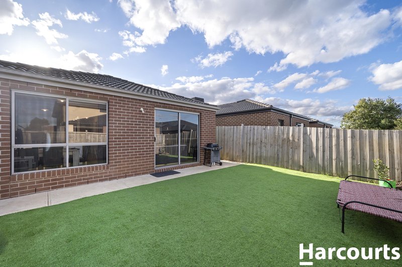 Photo - 29 Stanmore Crescent, Wyndham Vale VIC 3024 - Image 11