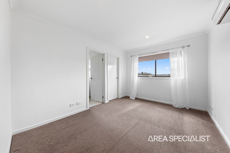 Photo - 29 Station Street, Pakenham VIC 3810 - Image 6