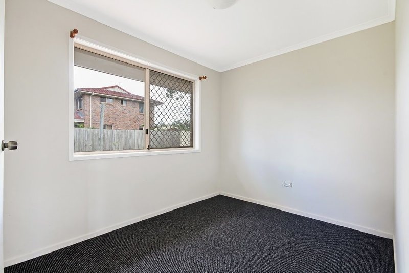 Photo - 29 Stephanie Drive, Morayfield QLD 4506 - Image 6