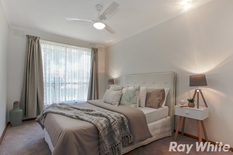 Photo - 29 Strickland Avenue, Mill Park VIC 3082 - Image 7