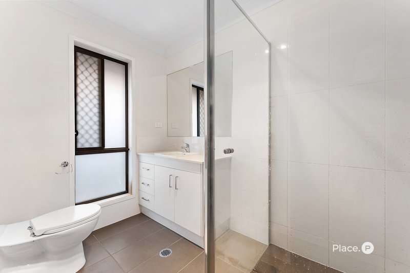 Photo - 29 Stringybark Street, Spring Mountain QLD 4300 - Image 8